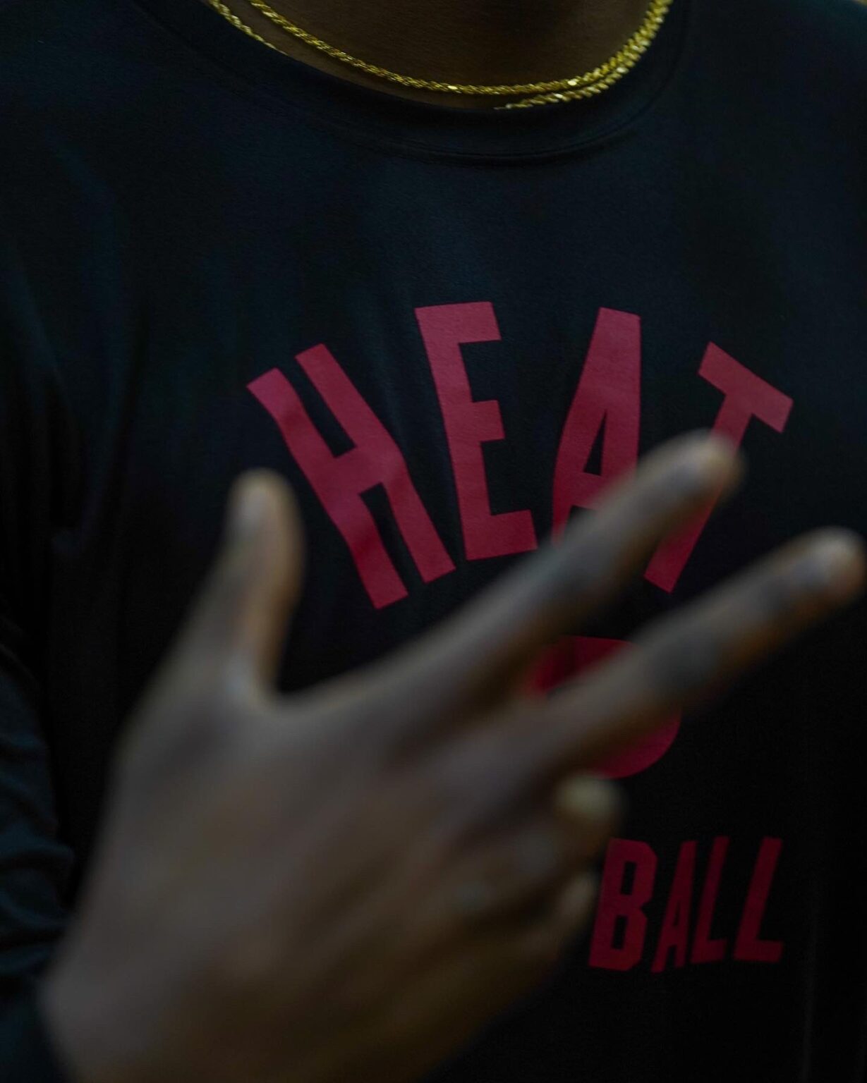 Heat golpean primero a Boston en final de Conferencia Este de la NBA