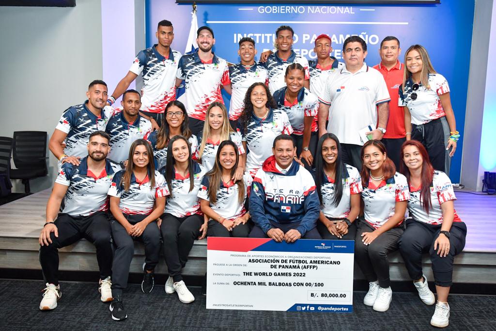 Selecciones de Flag Football reciben apoyo económico