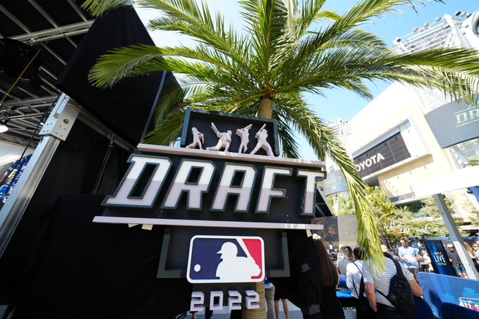 Hijos de Holliday y Jones salen 1-2 en draft de MLB