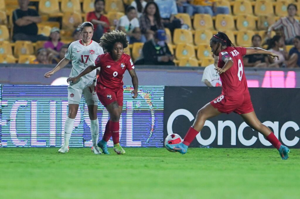 Costa Rica y Canadá consiguen boletos al Mundial femenino