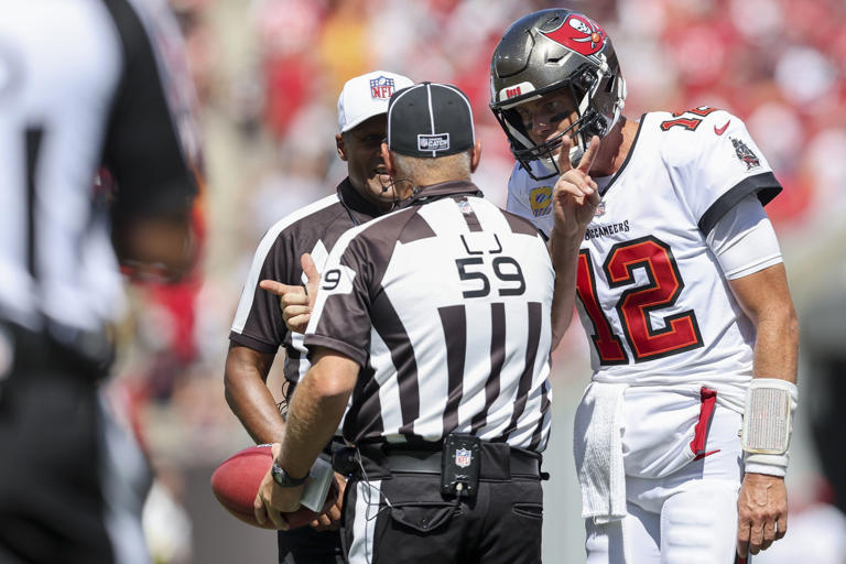 Decisiones arbitrales frustran a jugadores en la NFL