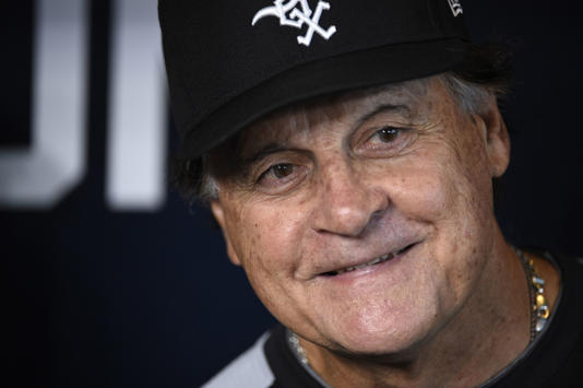 La Russa renuncia como mánager de Medias Blancas por problemas cardiacos