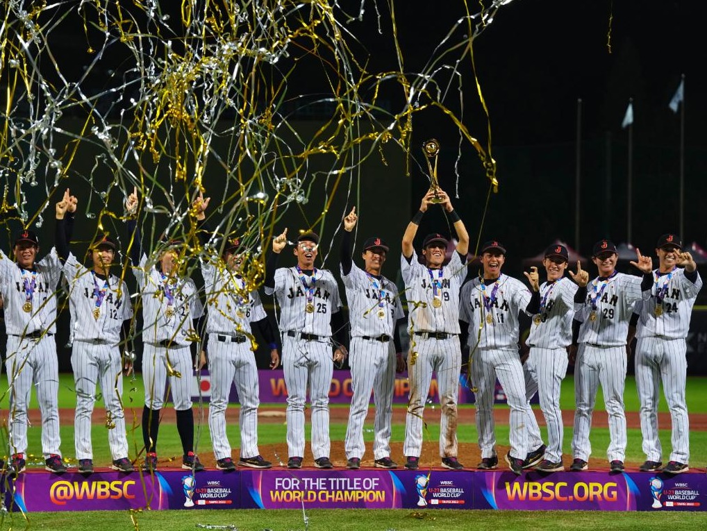 Poder ofensivo y pitcheo magistral destacan victoria nipona para consagrase en U23