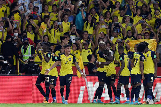 Aseguran que Qatar intentó sobornar a jugadores de Ecuador