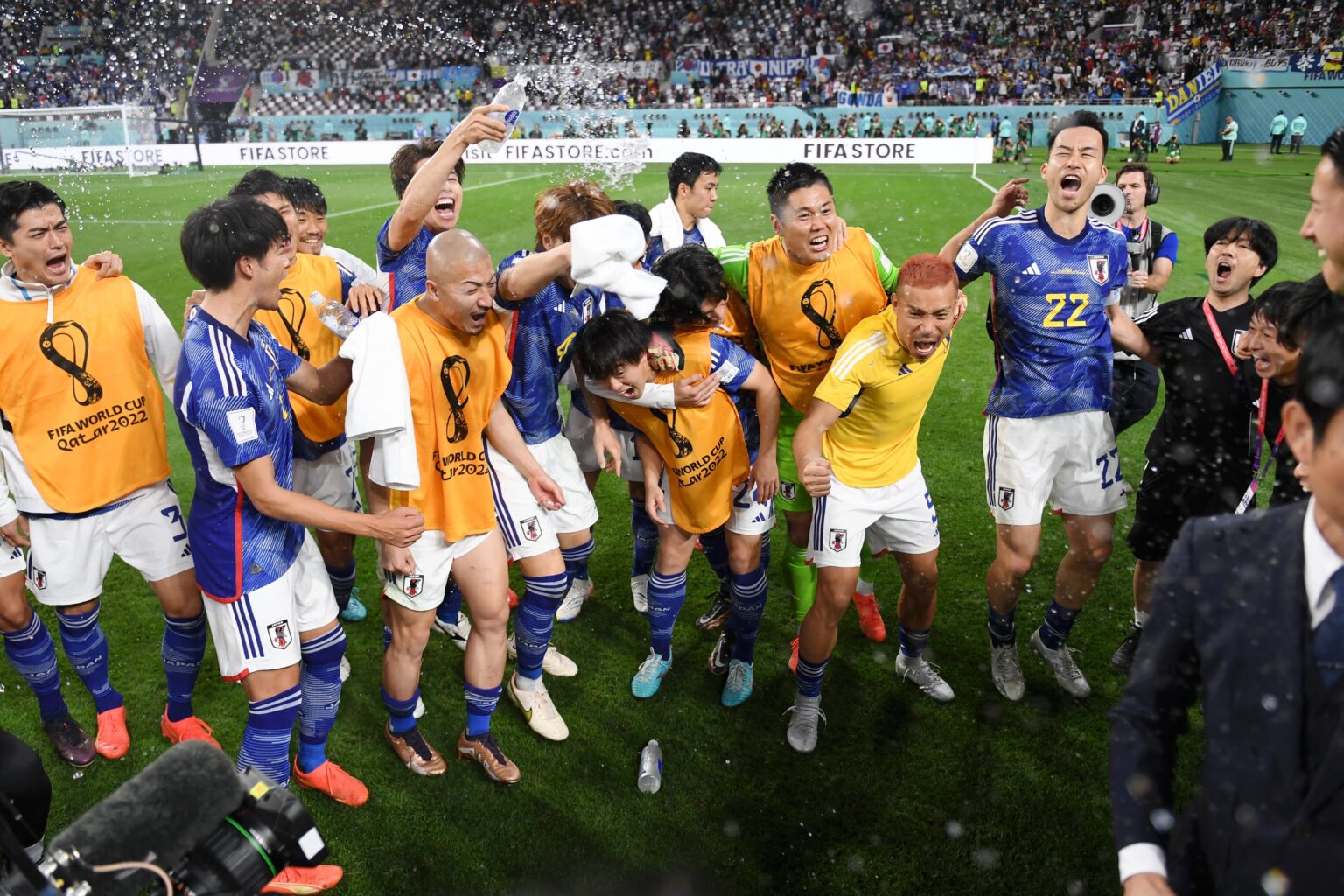 Japón sorprende a la multicampeona Alemania y gana 2-1