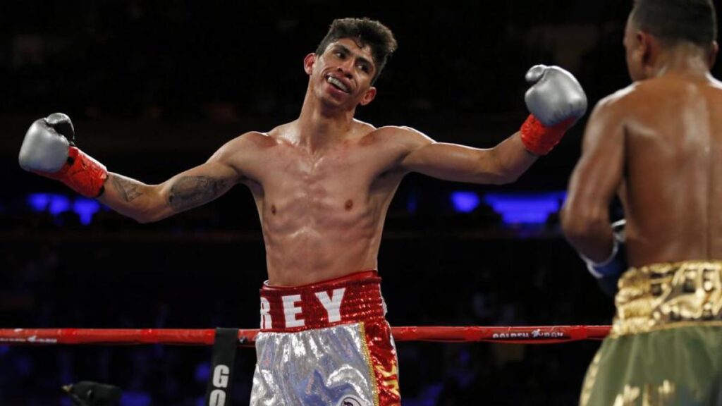 Foster vence a Vargas y se corona en los superplumas del CMB