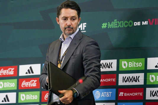 Renuncia presidente de Federación Mexicana de Fútbol