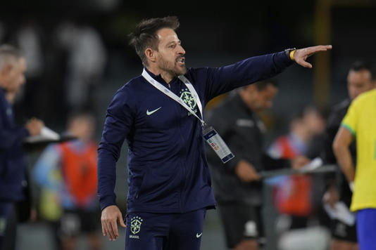Ramon Menezes será el técnico interino de Brasil
