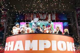 Super Bowl registra promedio mundial de 113 millones televidentes