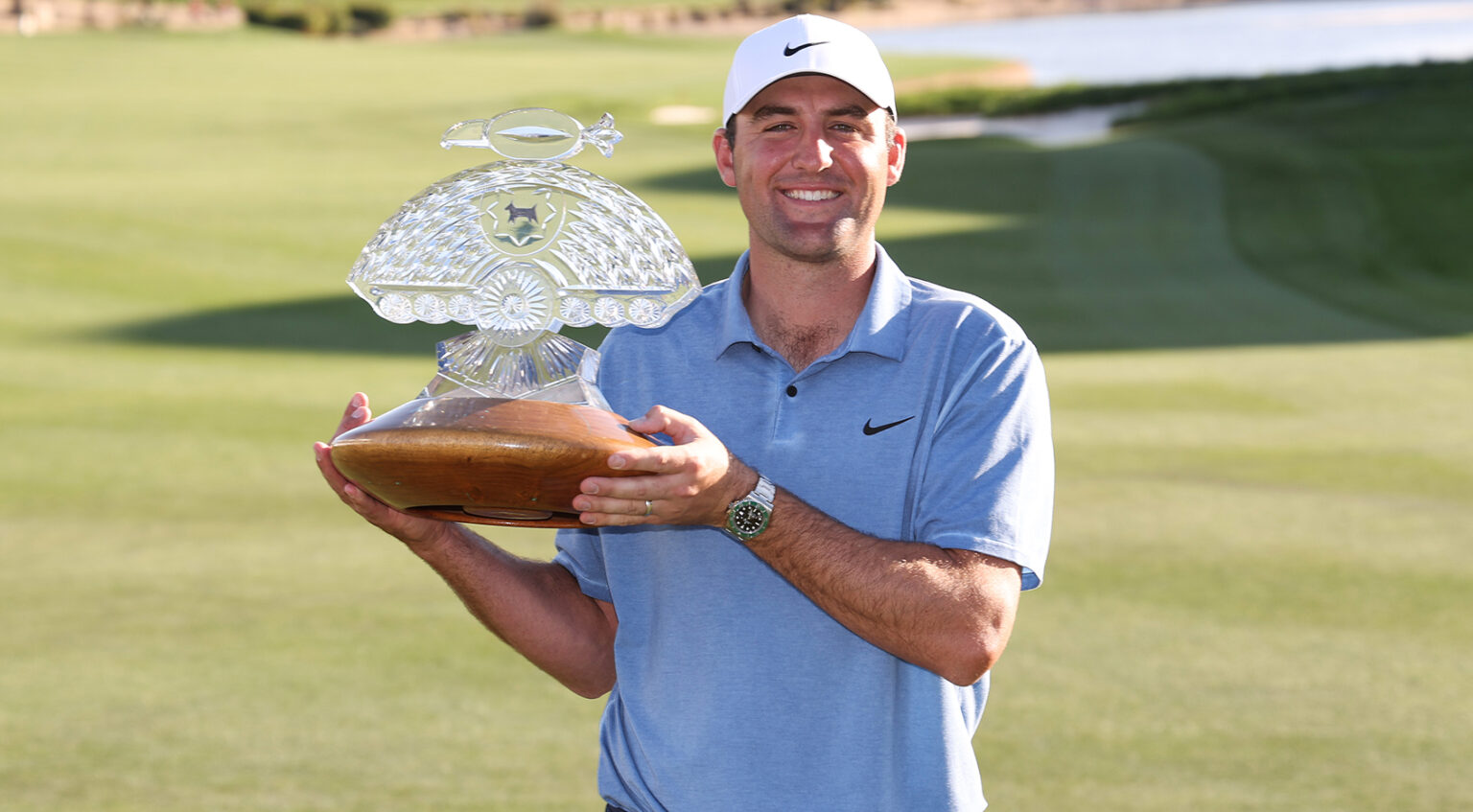 Scheffler gana el Phoenix Open y recupera el número uno del golf