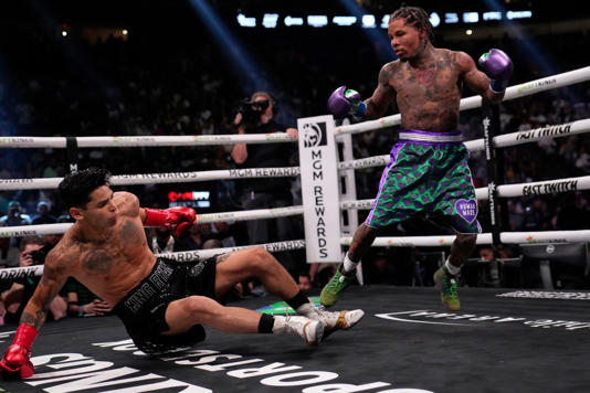 Gervonta Davis noquea a Ryan García en 7mo asalto