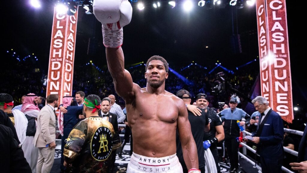 Sin convencer, Joshua derrota a Franklin por fallo unánime