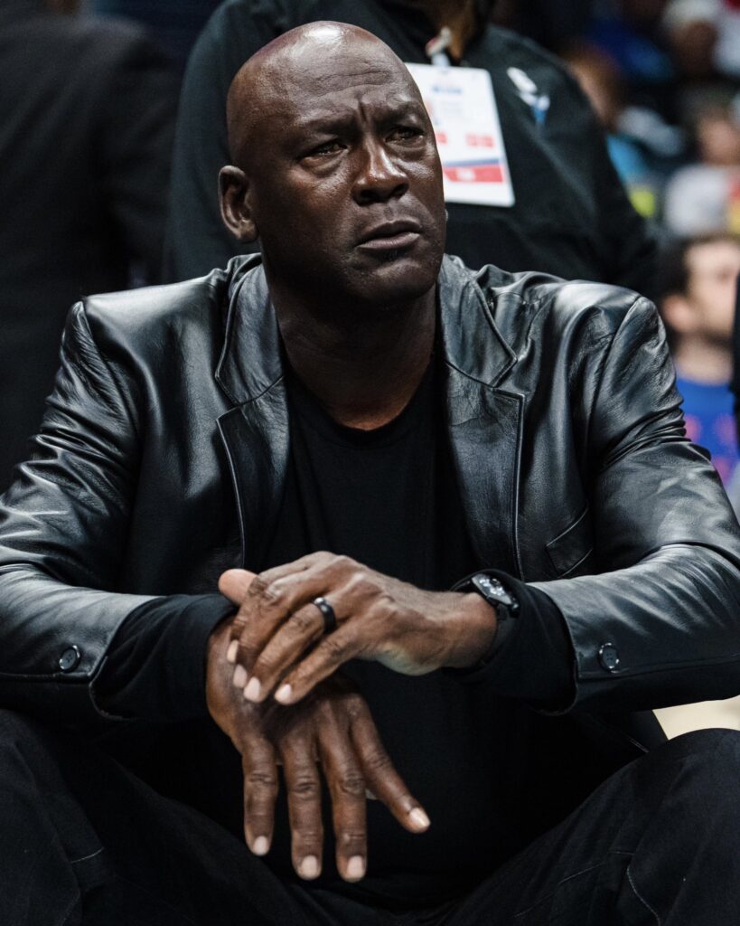 Michael Jordan venderá su participación mayoritaria en los Hornets de Charlotte