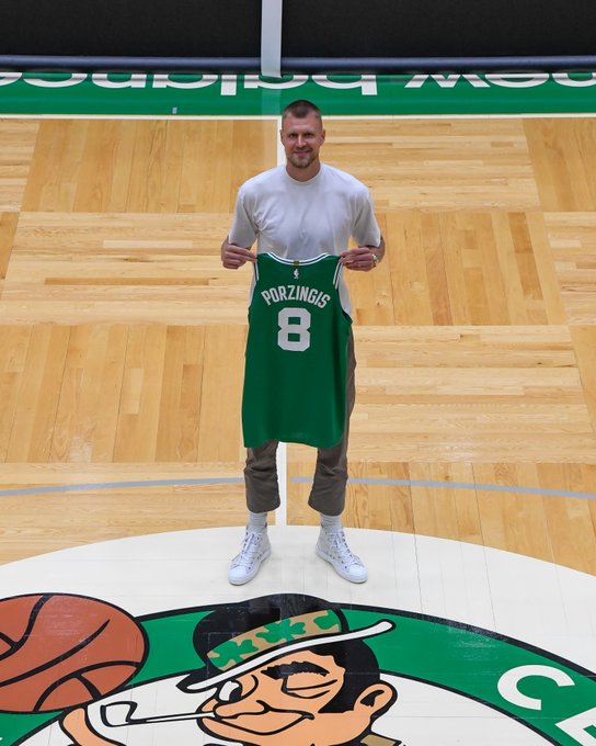 Kristaps Porzingis firma una extensión de dos años con los Celtics