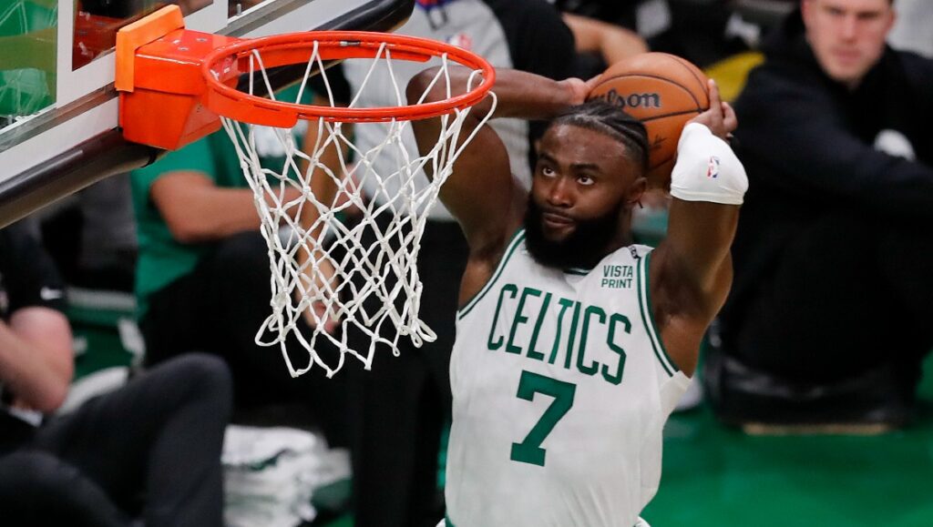 Jaylen Brown firma contrato más jugoso en historia de la NBA, 304 millones con los Celtics