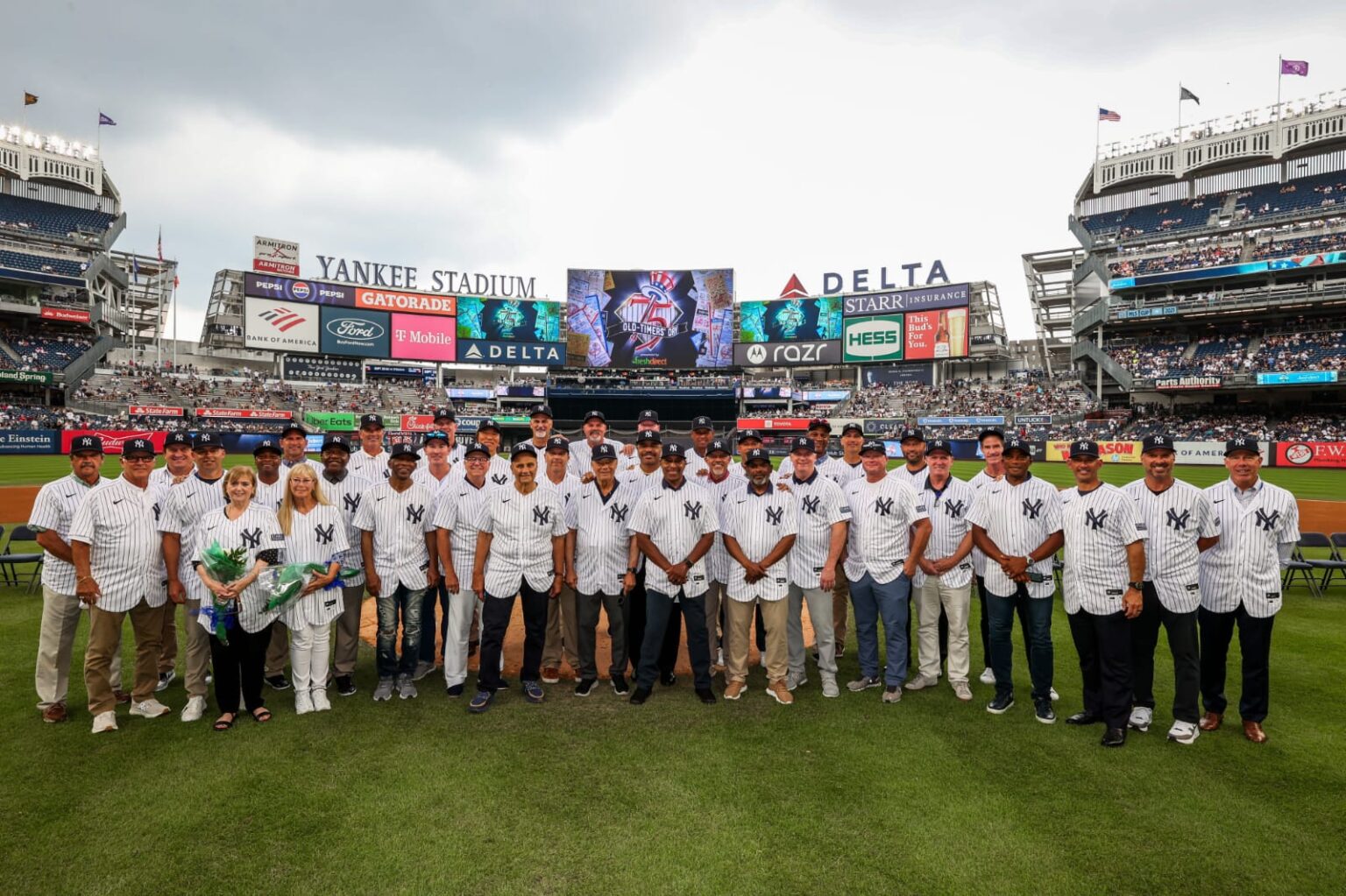 Jeter, Posada, Pettitte, Mariano Rivera y Joe Torre fueron homenajeados en Yankee Stadium