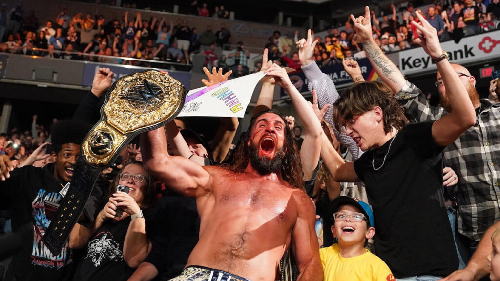 Seth Rollins retiene Campeonato Mundial Peso Pesado en WWE Fastlane