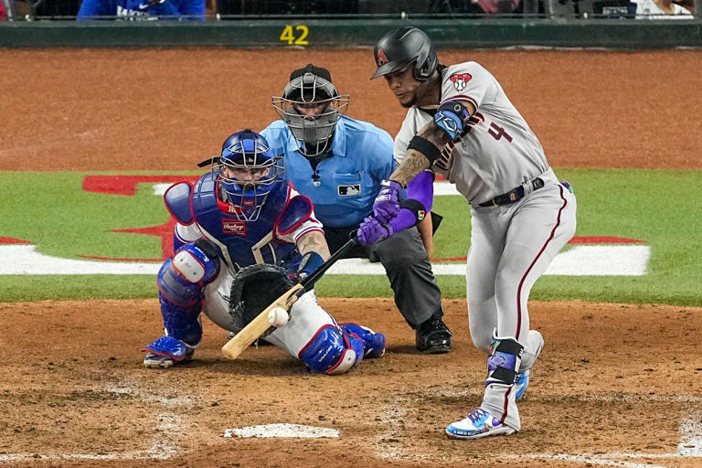 Ketel Marte consigue otros dos récords de postemporada de MLB