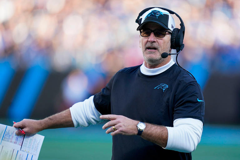 Panthers despiden al entrenador Frank Reich. Deja el equipo con el peor récord de la NFL