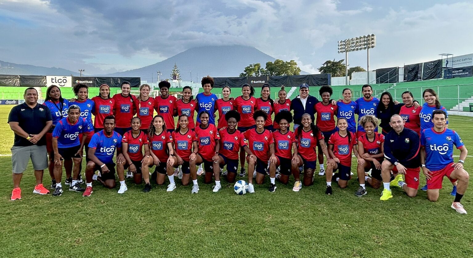 Panamá está en Jamaica para buscar pase directo a la Copa Oro