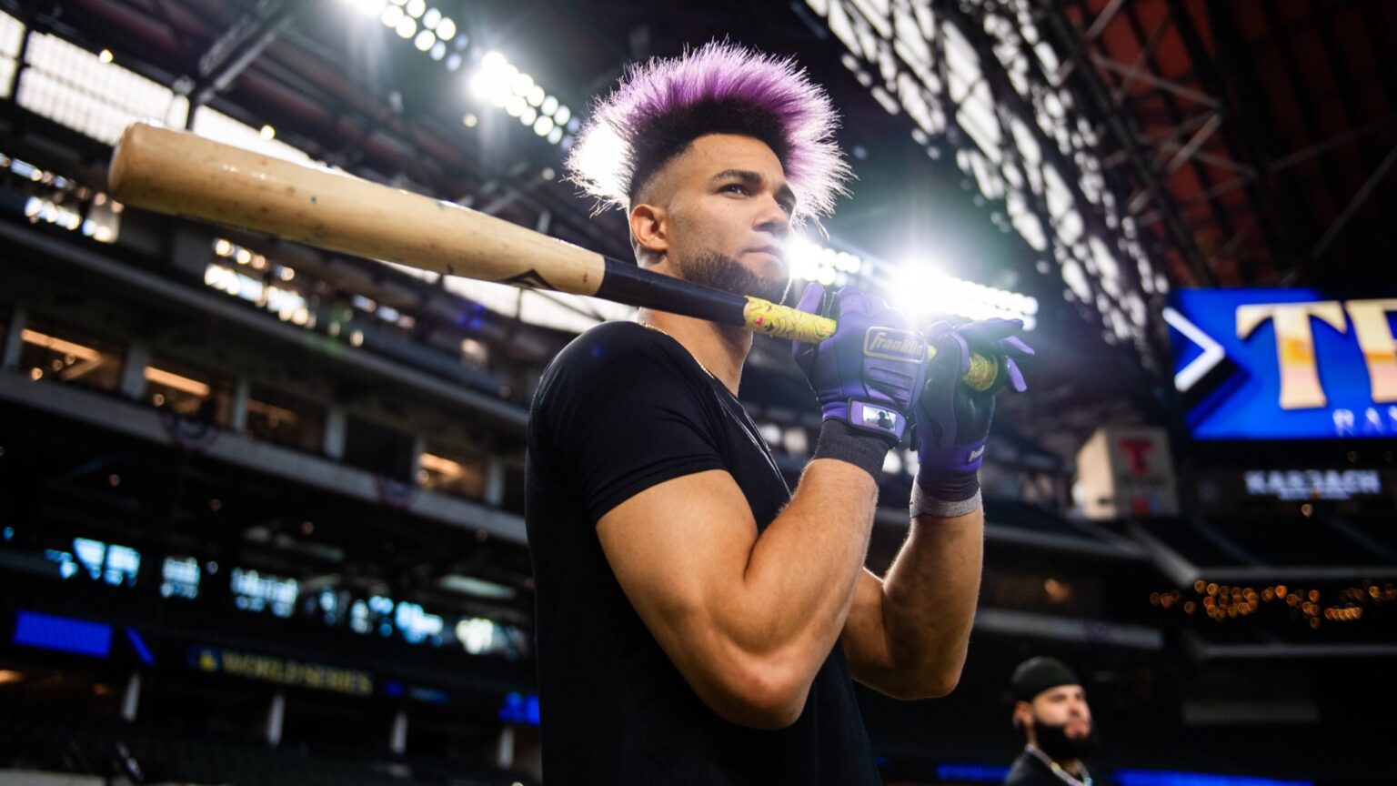 Lourdes Gurriel Jr. acuerda por tres años y 42 millones con los D-backs, dice fuente de AP