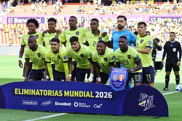 FIFA volvió a sancionar a Ecuador por cánticos homófobos de su afición