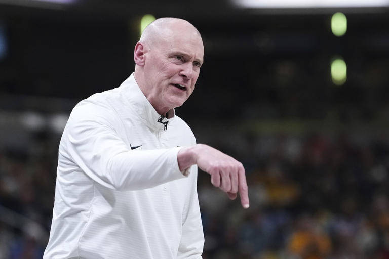 Pacers renuevan contrato multianual de entrenador Rick Carlisle tras llegar a Finales de la NBA