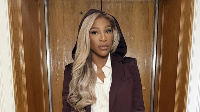 A sus 44 años, Serena Williams luce radiante con falda tras su transformación física