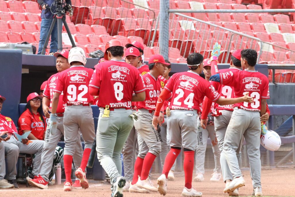 Ponce y Gómez ganan premio manager y lanzador del béisbol juvenil 2026